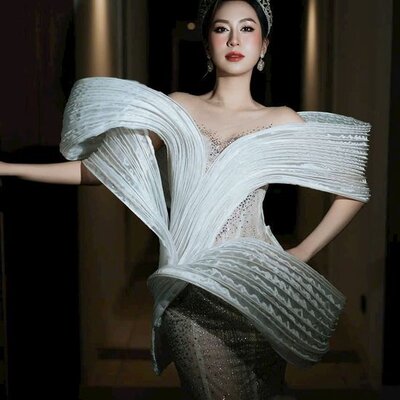 Đinh Hoa, Hoa hậu — Đại sứ Du lịch Việt Nam, học viên Voice Space